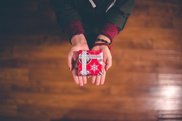 Gift-Giving with Purpose,Meaningful Christmas Gifts